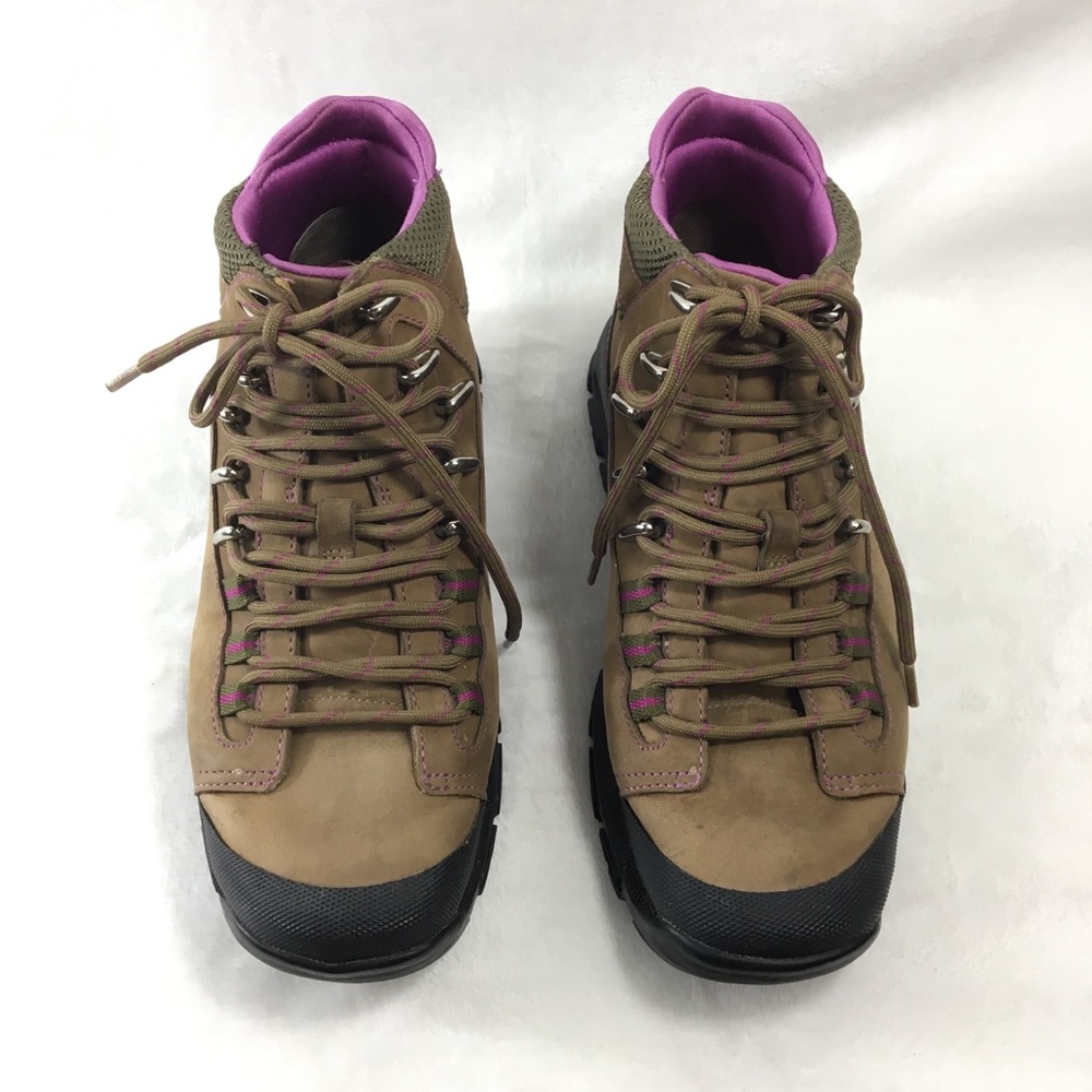 COLE HAAN NIKE AIR Waterproof Hiking Boots. Sz 5.5